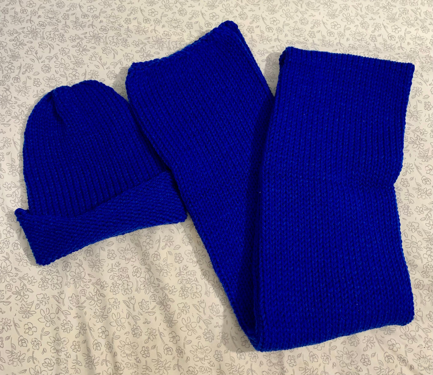 Crocher Adult Scarf and Beanie Set