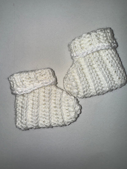Baby hat, booties, mitten set